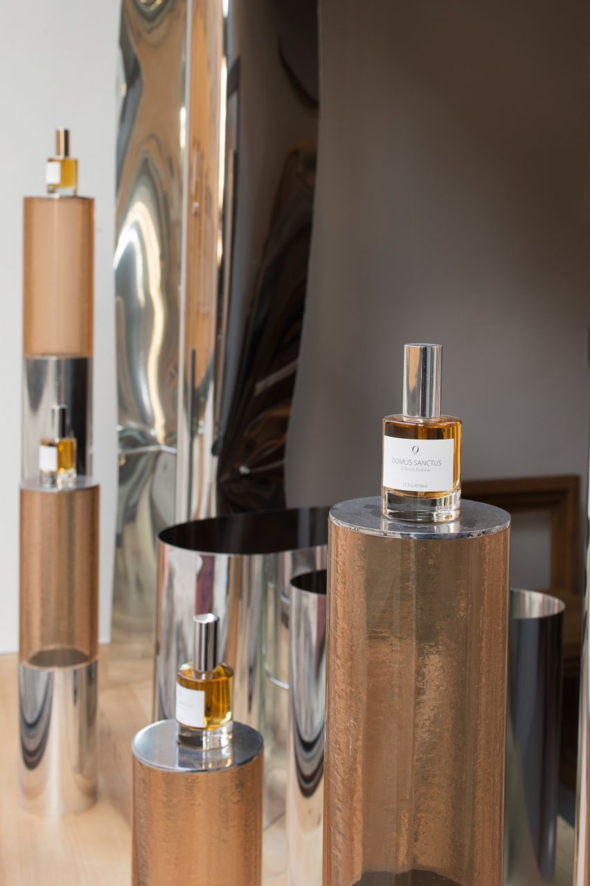 Window display in En Doft store in Stockholm by All Matters Studio