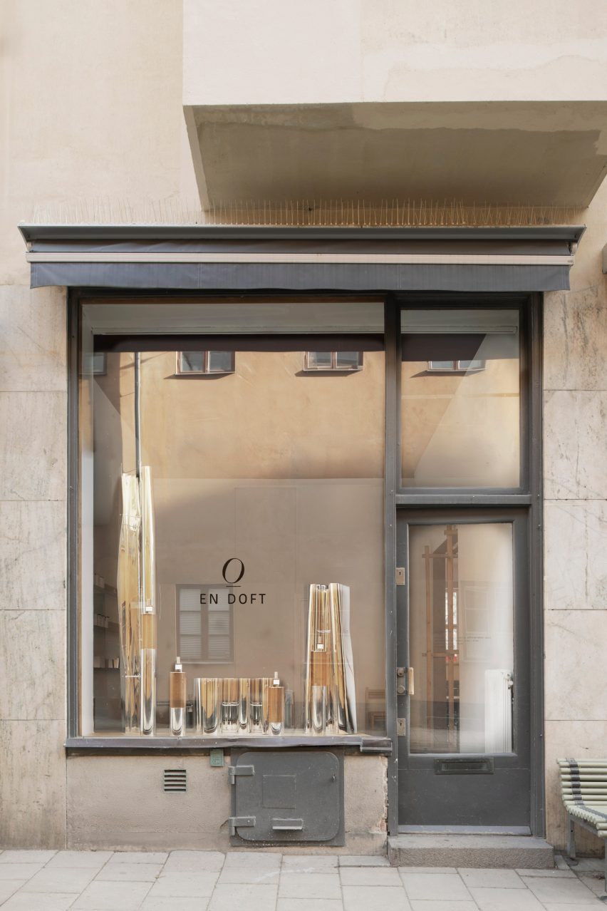 Window of En Doft store in Stockholm by All Matters Studio