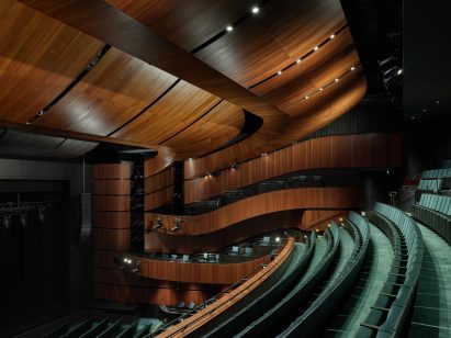 Glasshouse Theatre by Blight Rayner Architecture and Snøhetta