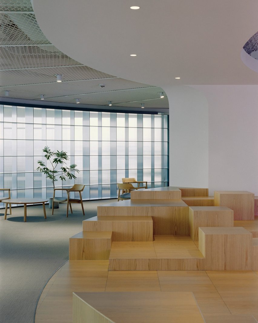 Good Finance office in Taichung by Snøhetta