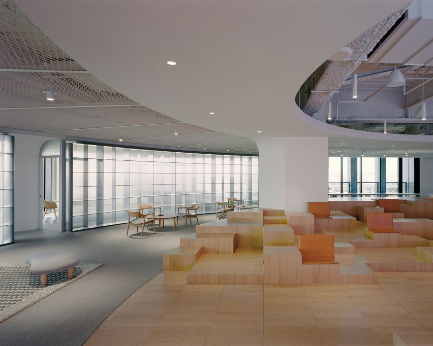 Good Finance office in Taichung by Snøhetta