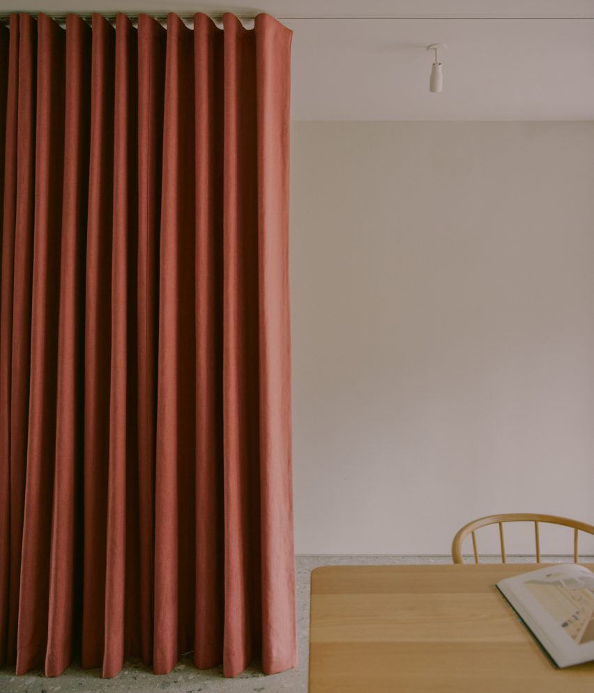 House in Walthamstow by Pablo Sanchez Lopez