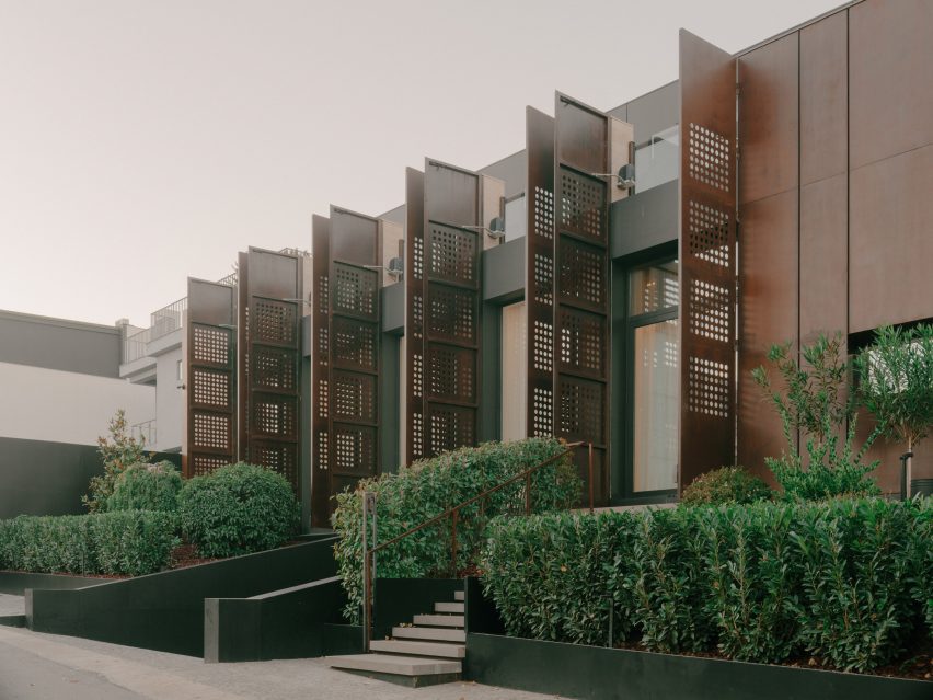 House of Iron Doors by TIMM Architecture