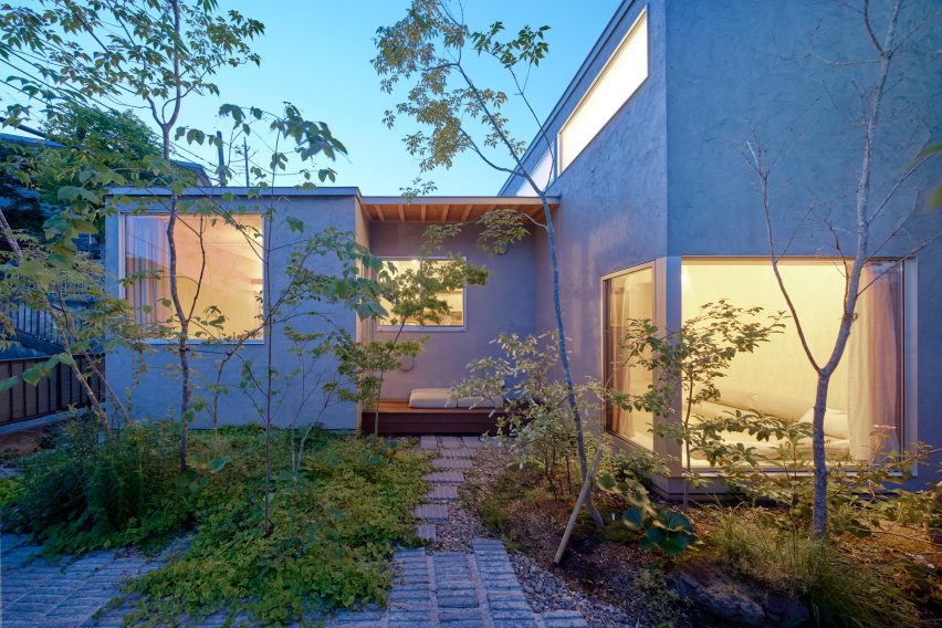 House in Takahatayama by HYG Architects