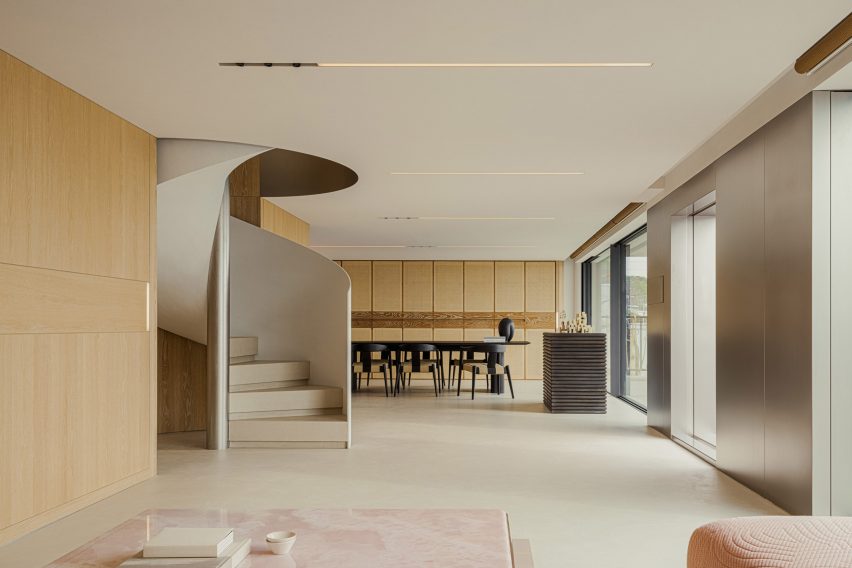 Rattan details in Kamakura beach house