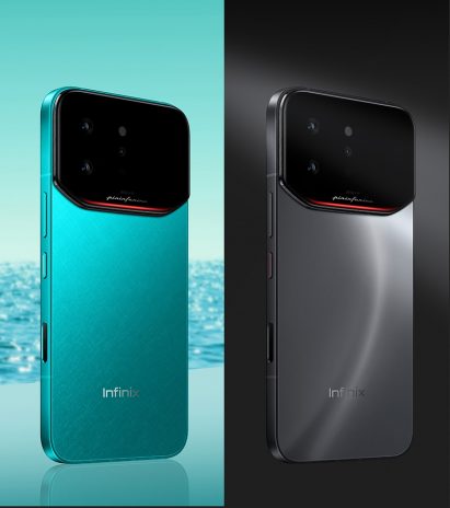 The Infinix Note 60 Ultra phone by Pininfarina in the colours Amalfi Blue and Roma Silver