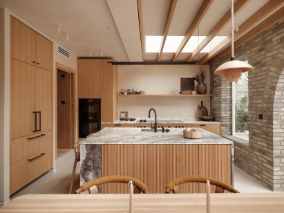 Kitchen and dining space interior by Architecture for London and Hamish Vincent Design