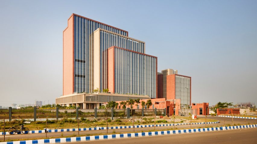 ITC Green Centre by Morphogenesis