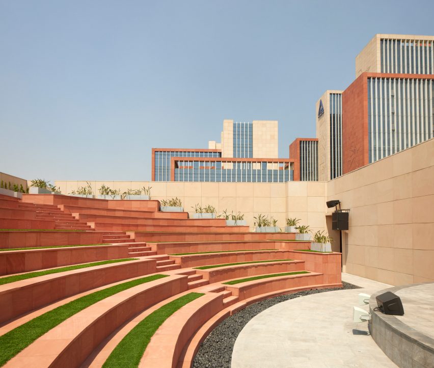 ITC Green Centre by Morphogenesis