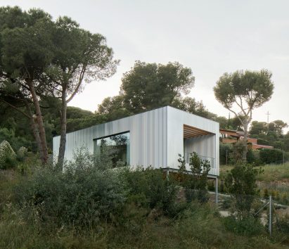 Exterior view of Casa 144º in Barcelona