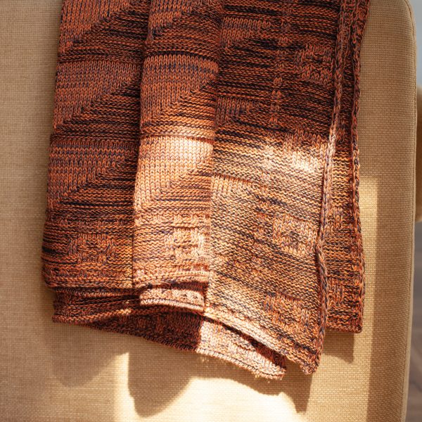 Khayal throw by Valeriya Amirova for Edere Editions