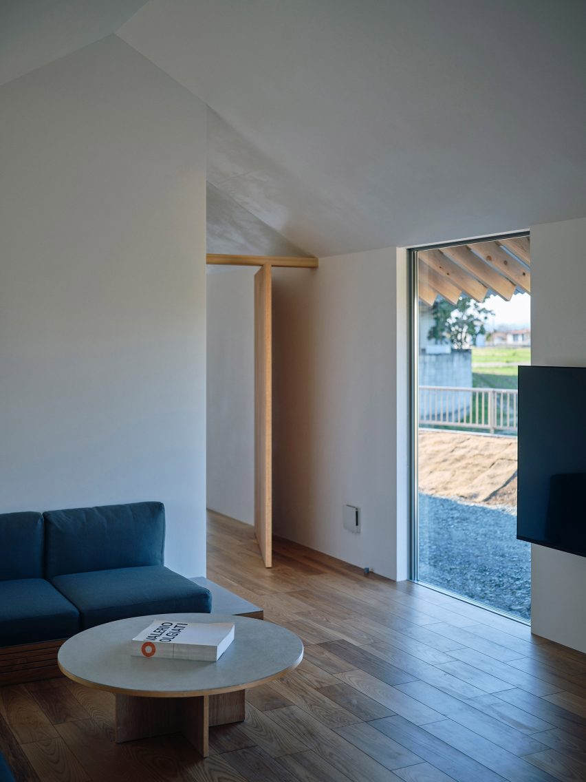 An Unfinished House by Kraft Architects
