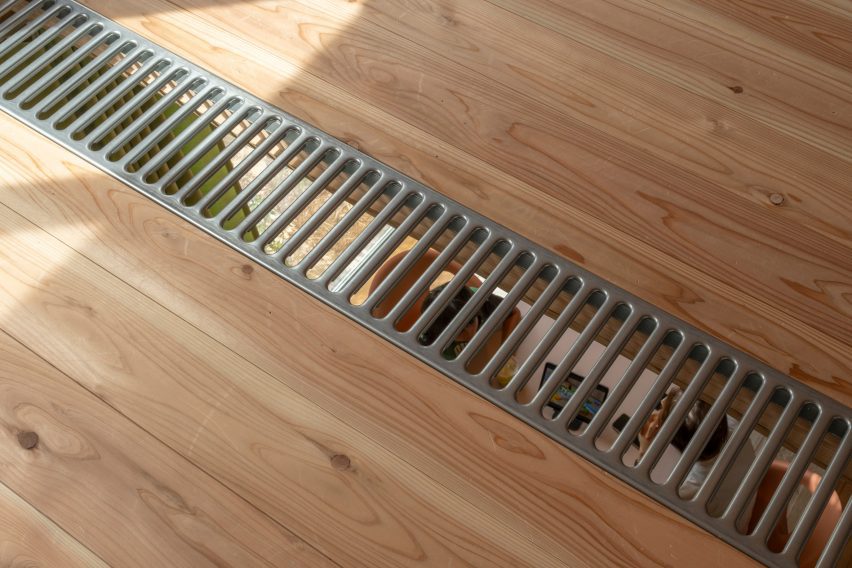 Cedar details in Live Sawn House by ICADA