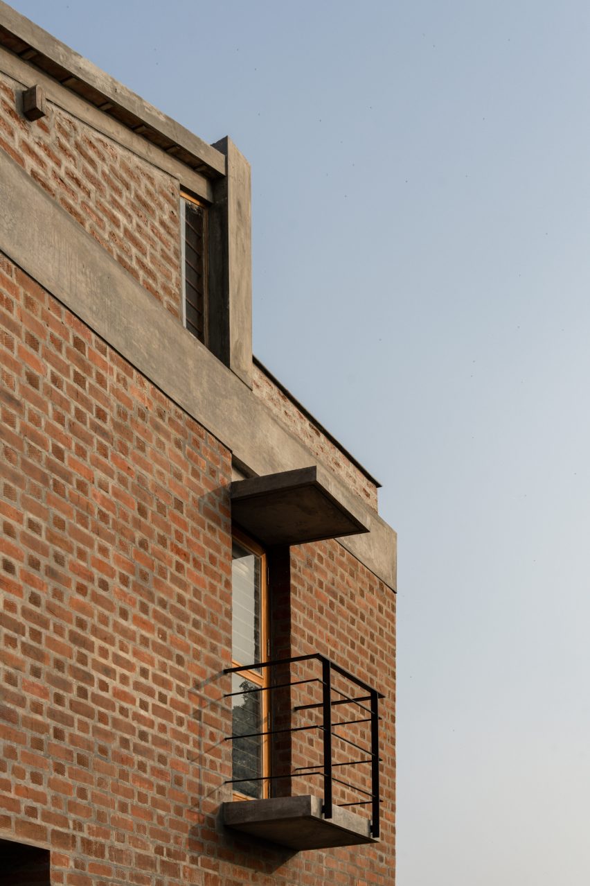 The Threshold House by Madras Spaces