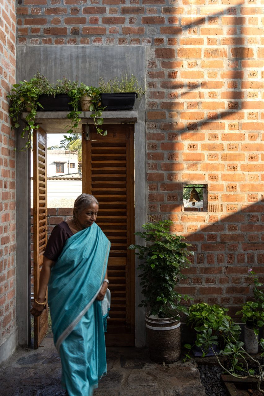 The Threshold House by Madras Spaces