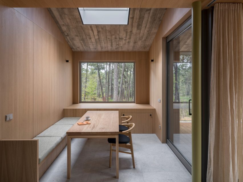 Camp Alliances by Ozaeta-Fidalgo Architects and Ignacio Galán