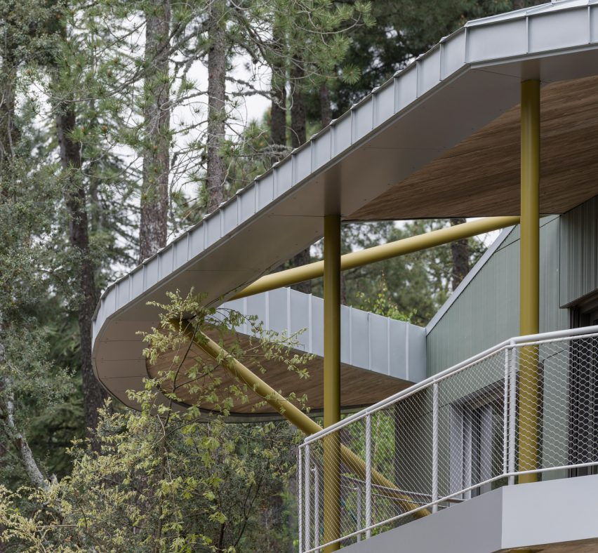 Camp Alliances by Ozaeta-Fidalgo Architects and Ignacio Galán