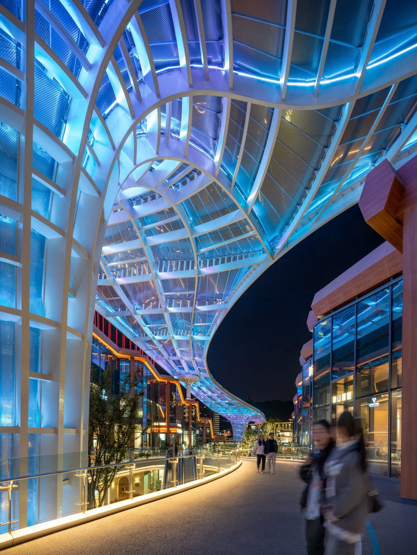 Yibin High-Speed Railway Station Gateway Development by Pelli Clarke & Partners