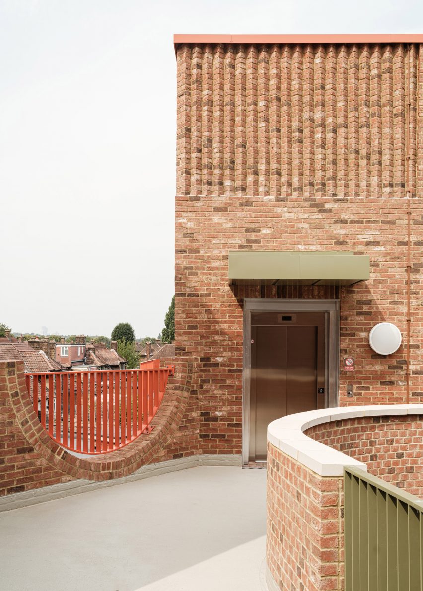 Farmstead Road, Phoenix Community Housing, by Metropolitan Workshop
