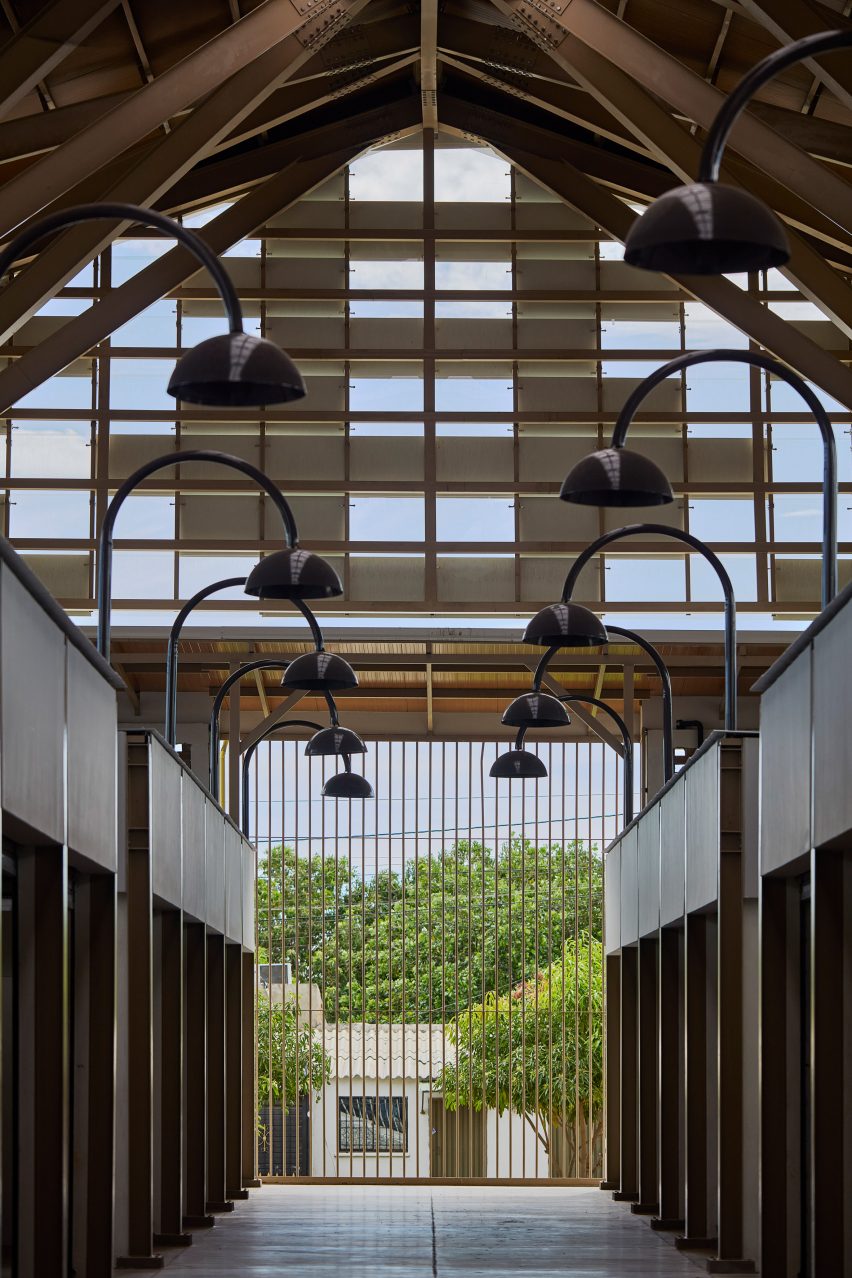 Plaza Luna Vallenata by TARQ Studio