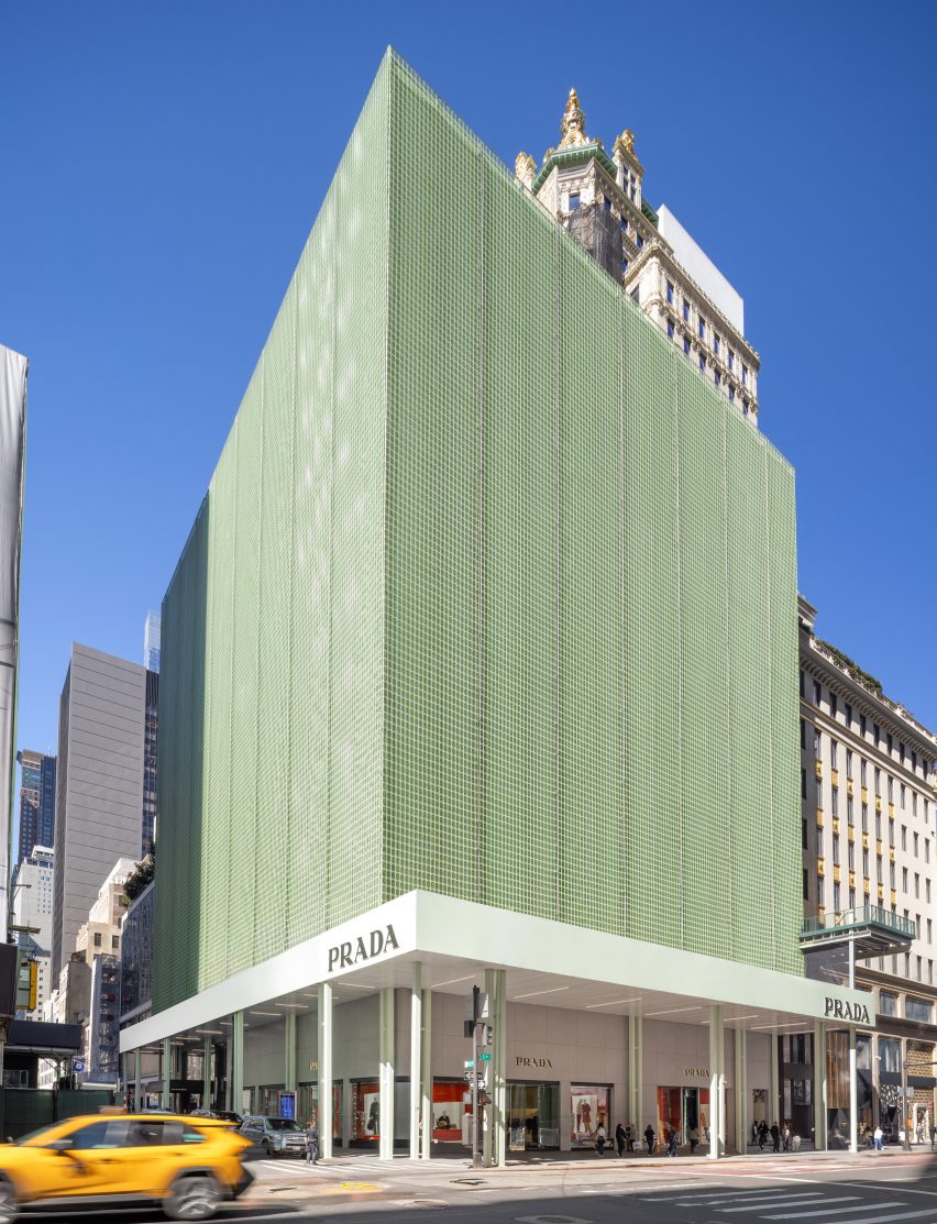 Prada Fifth Avenue in New York City
