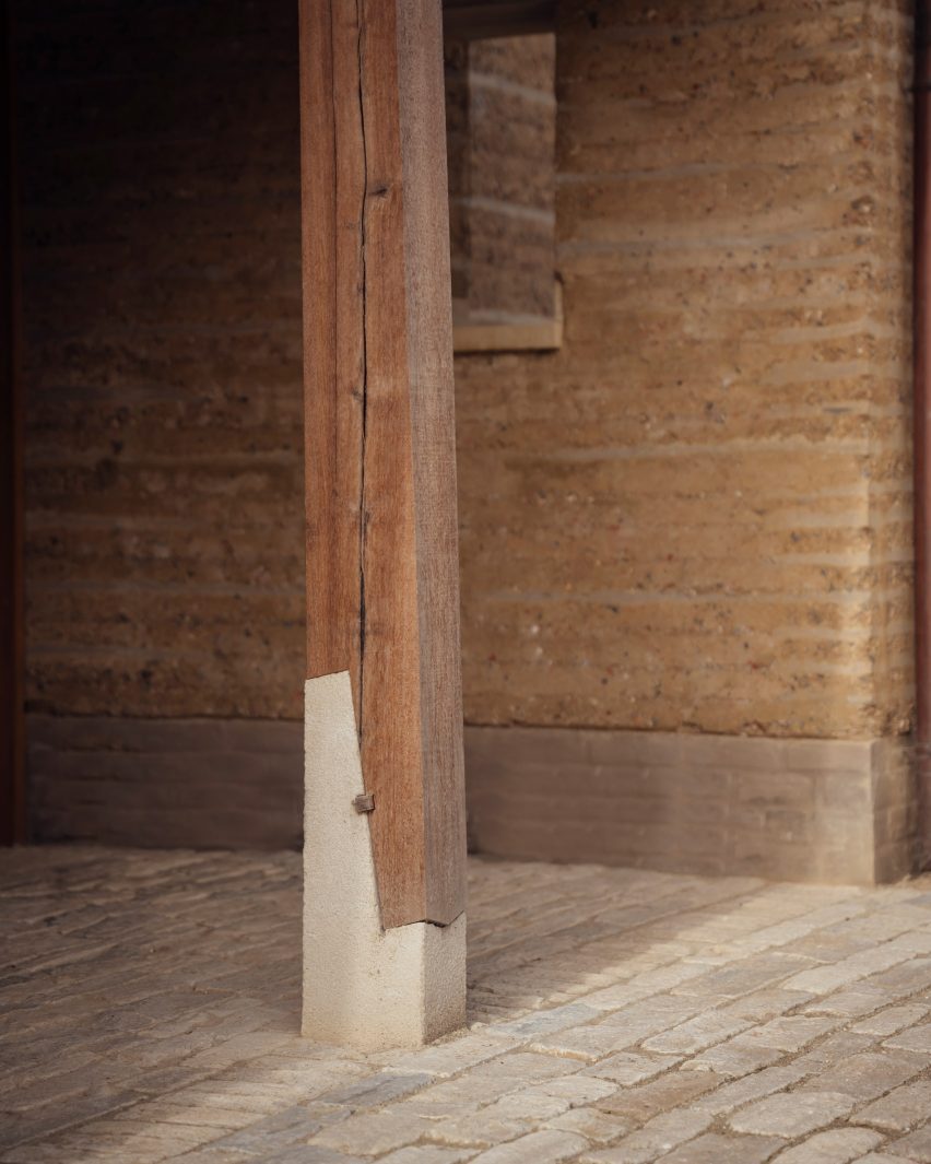 Column footings