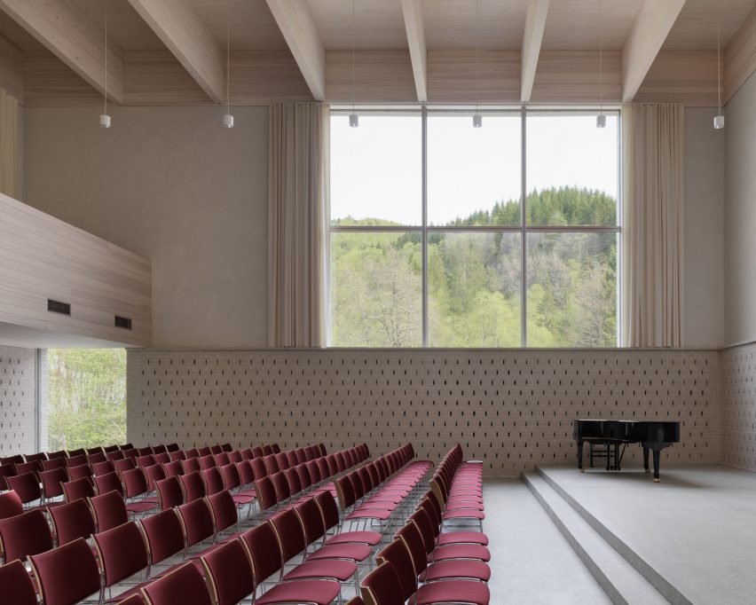 Sædalen Kirke church by Koht Arkitekter