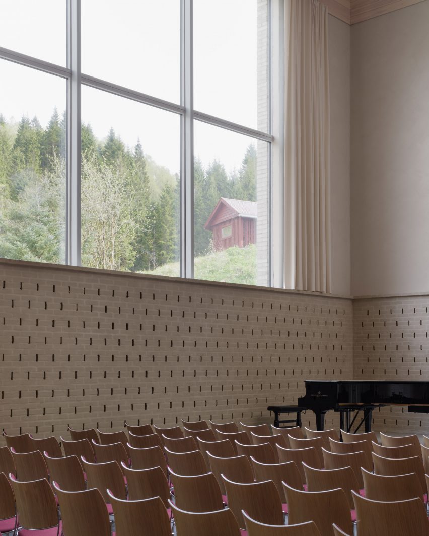Sædalen Kirke church by Koht Arkitekter