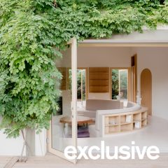 Seaside House by Studio Razavi