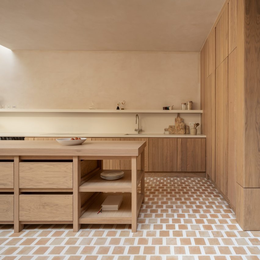 Stone Brick House by Proctor & Shaw