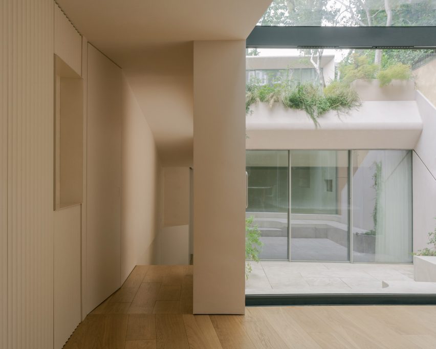 Mozart House by Studio DERA