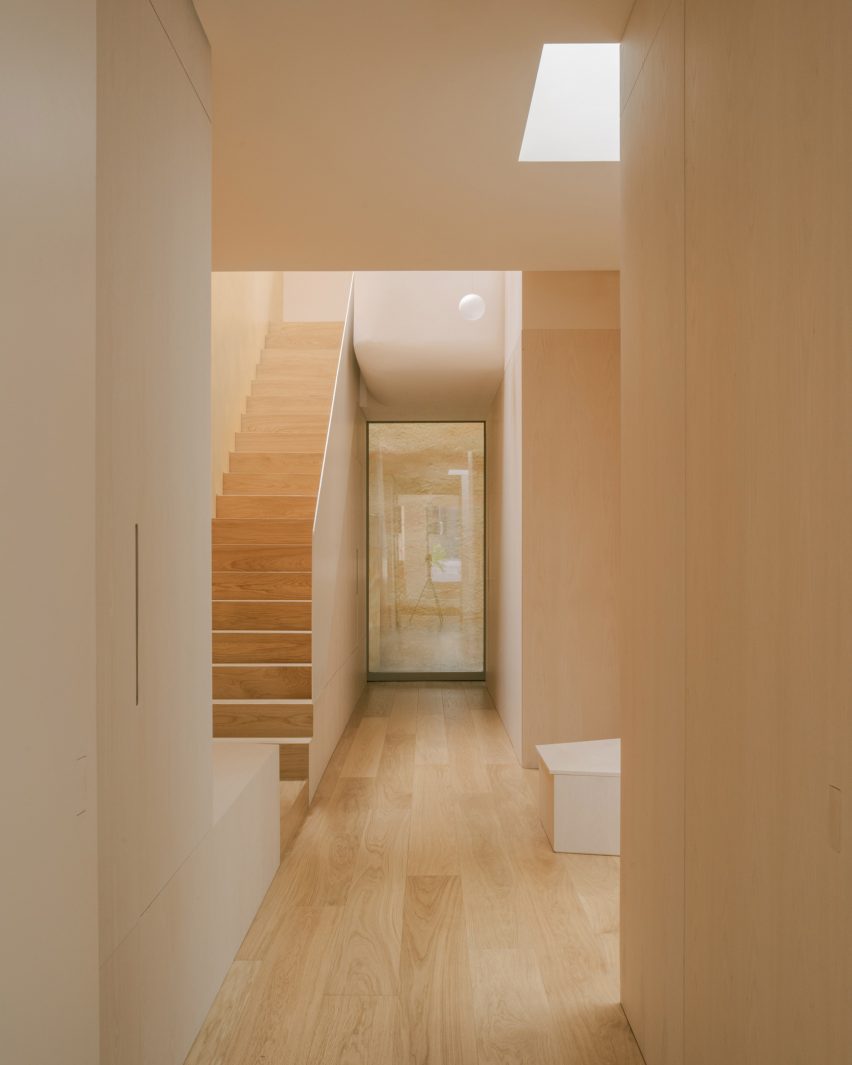 Mozart House by Studio DERA