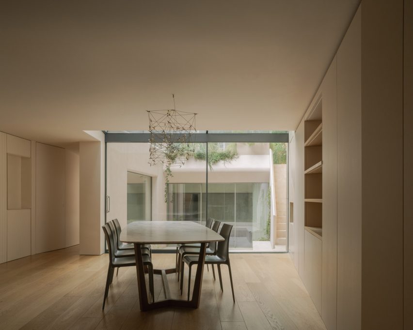 Mozart House by Studio DERA