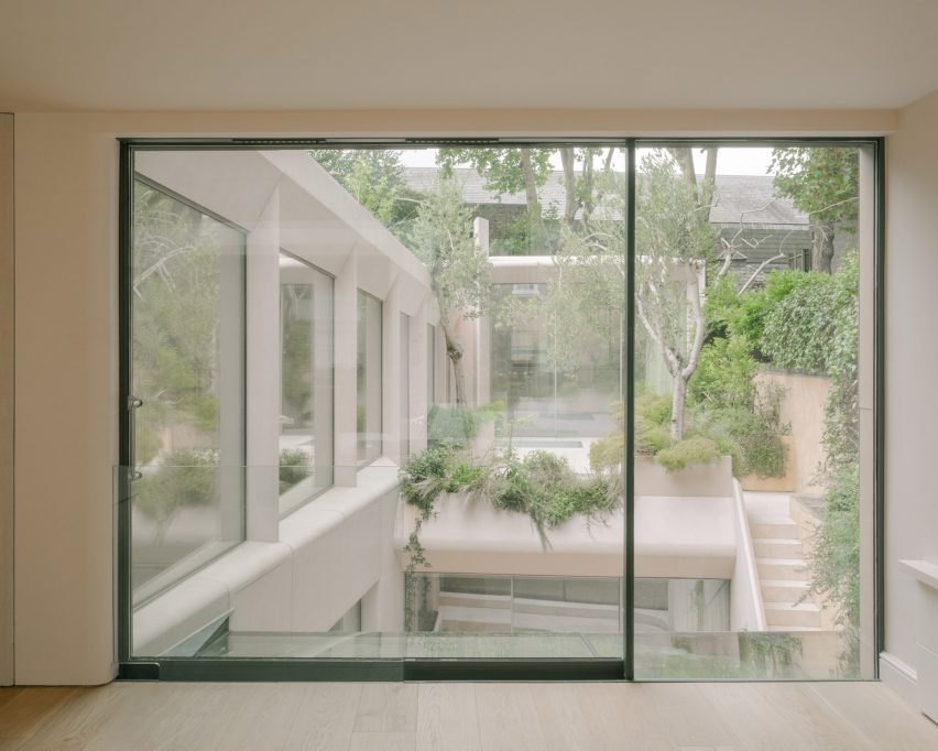 Mozart House by Studio DERA
