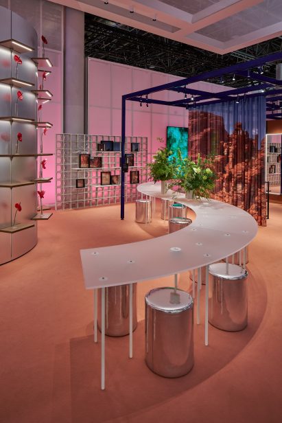 Modular shelving and lighting systems at a trade fair stand