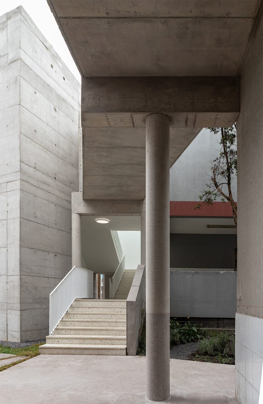 Visual Arts Building at the Cardinal Spellman Salesian Bilingual School by Studio Blur