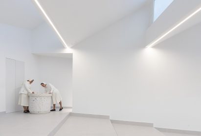 Interior of the Visual Arts Building at the Cardinal Spellman Salesian Bilingual School by Studio Blur