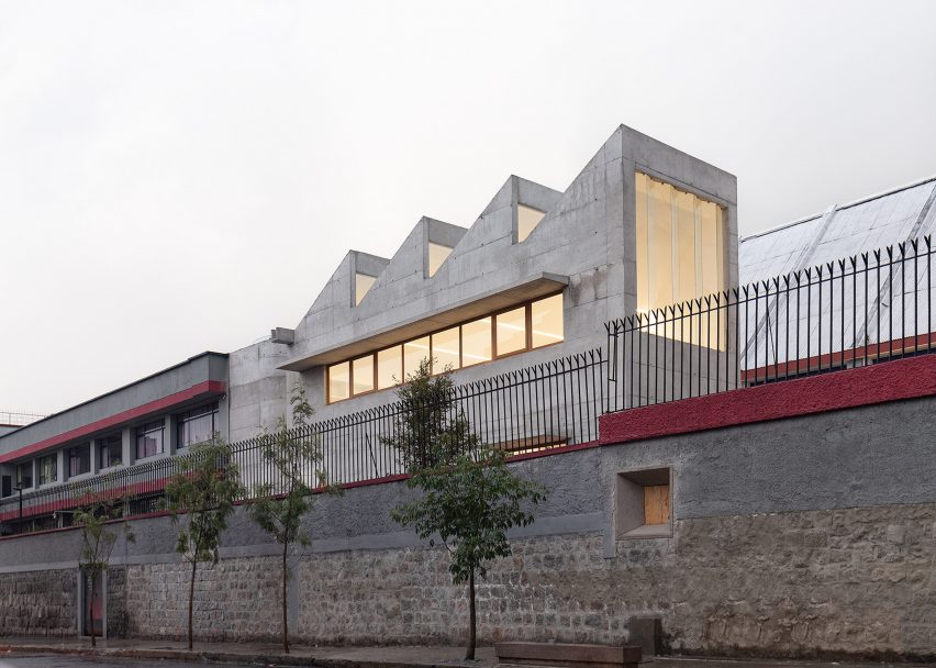 Visual Arts Building at the Cardinal Spellman Salesian Bilingual School by Studio Blur