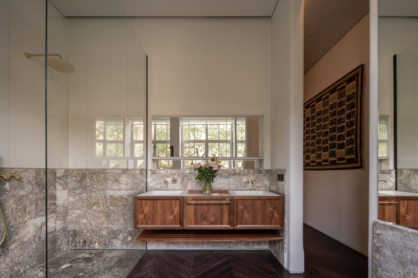 Villa Quince by Replus Bureau