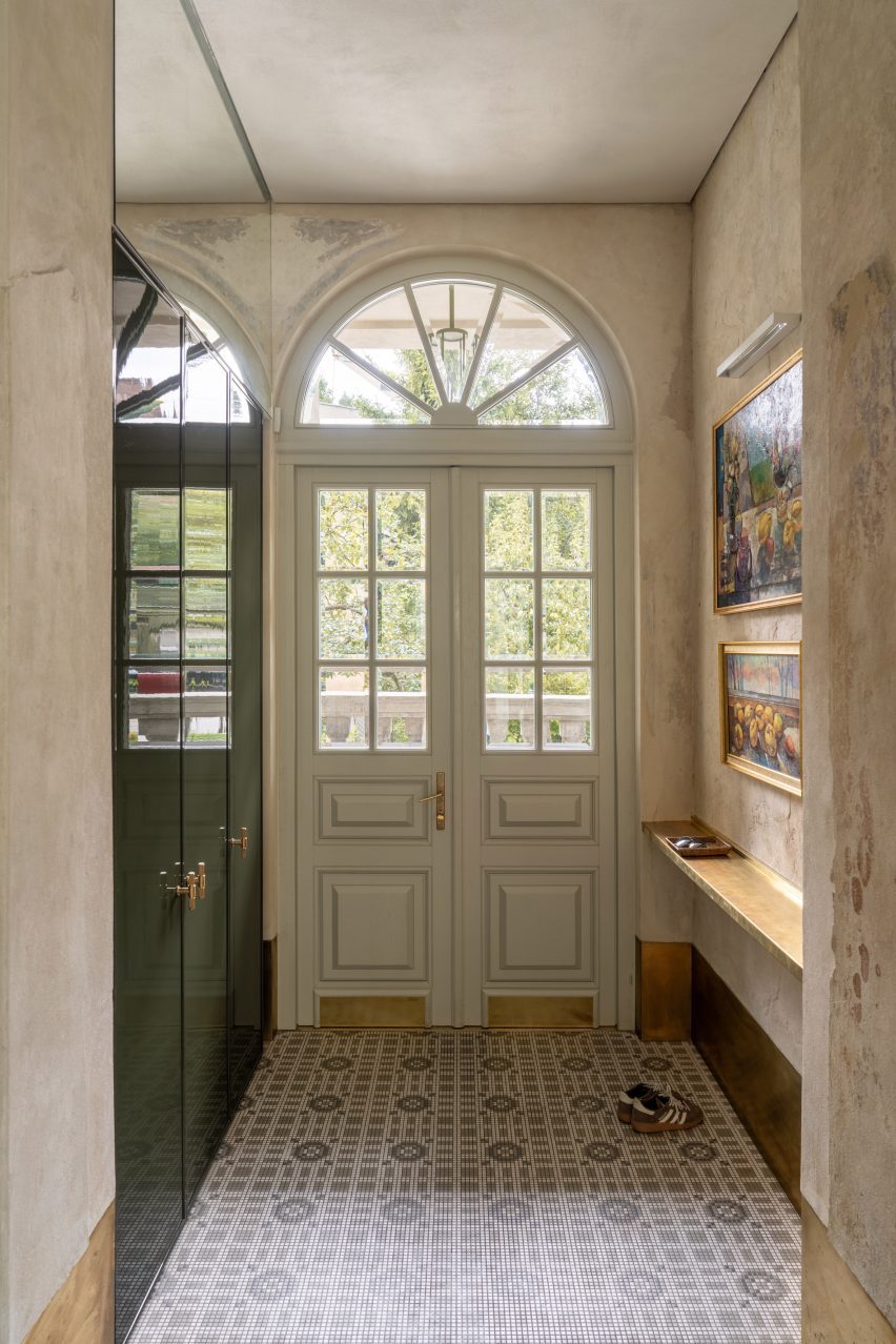 Villa Quince by Replus Bureau