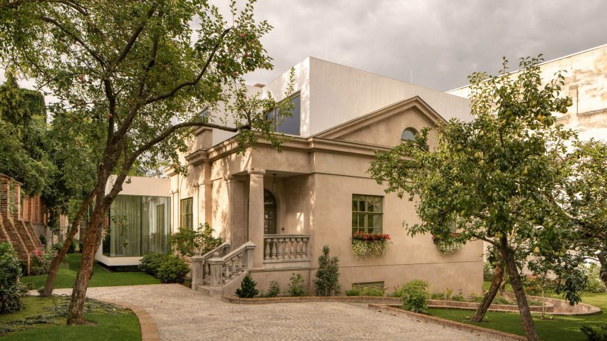 Villa Quince by Replus Bureau