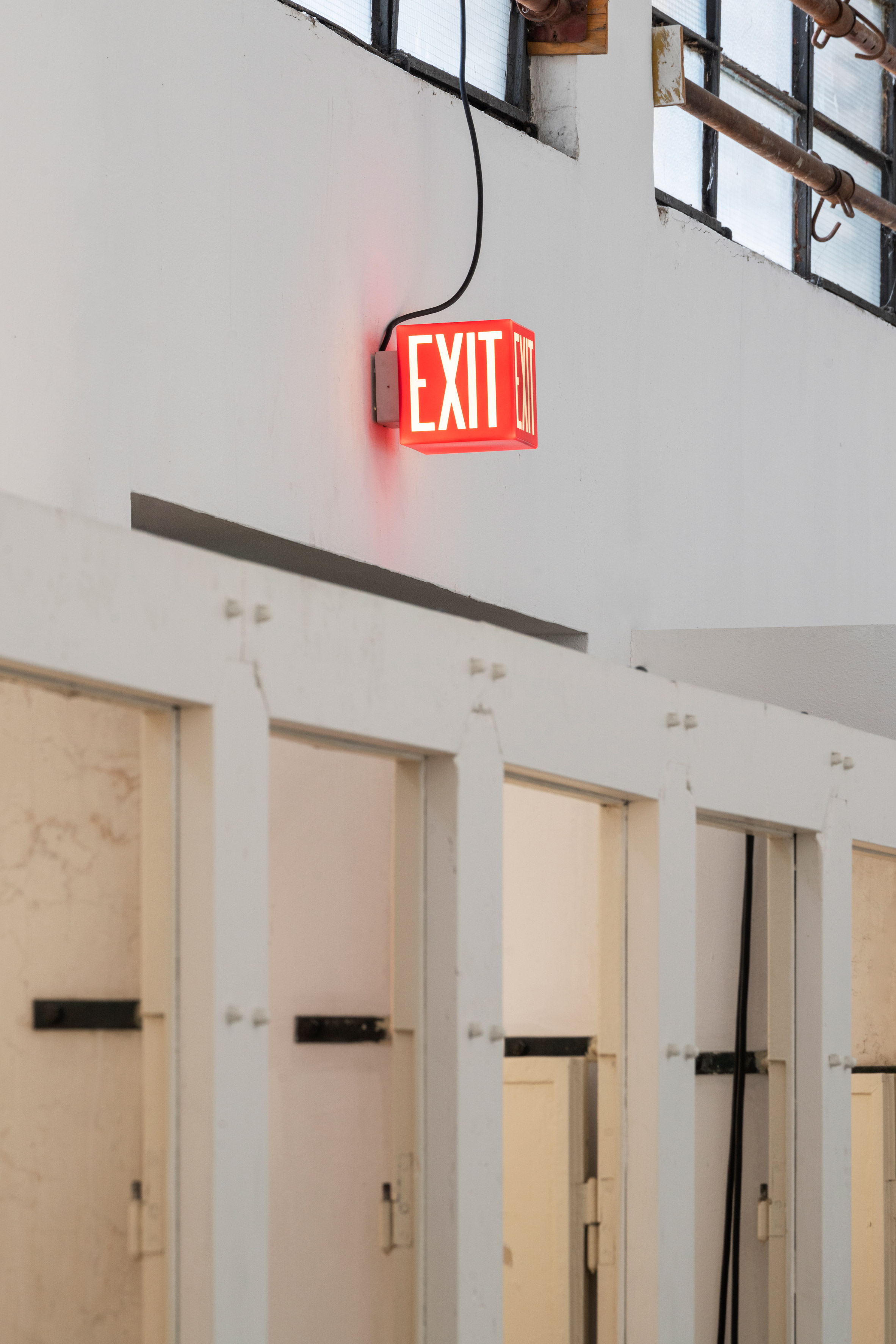 6AM exit sign