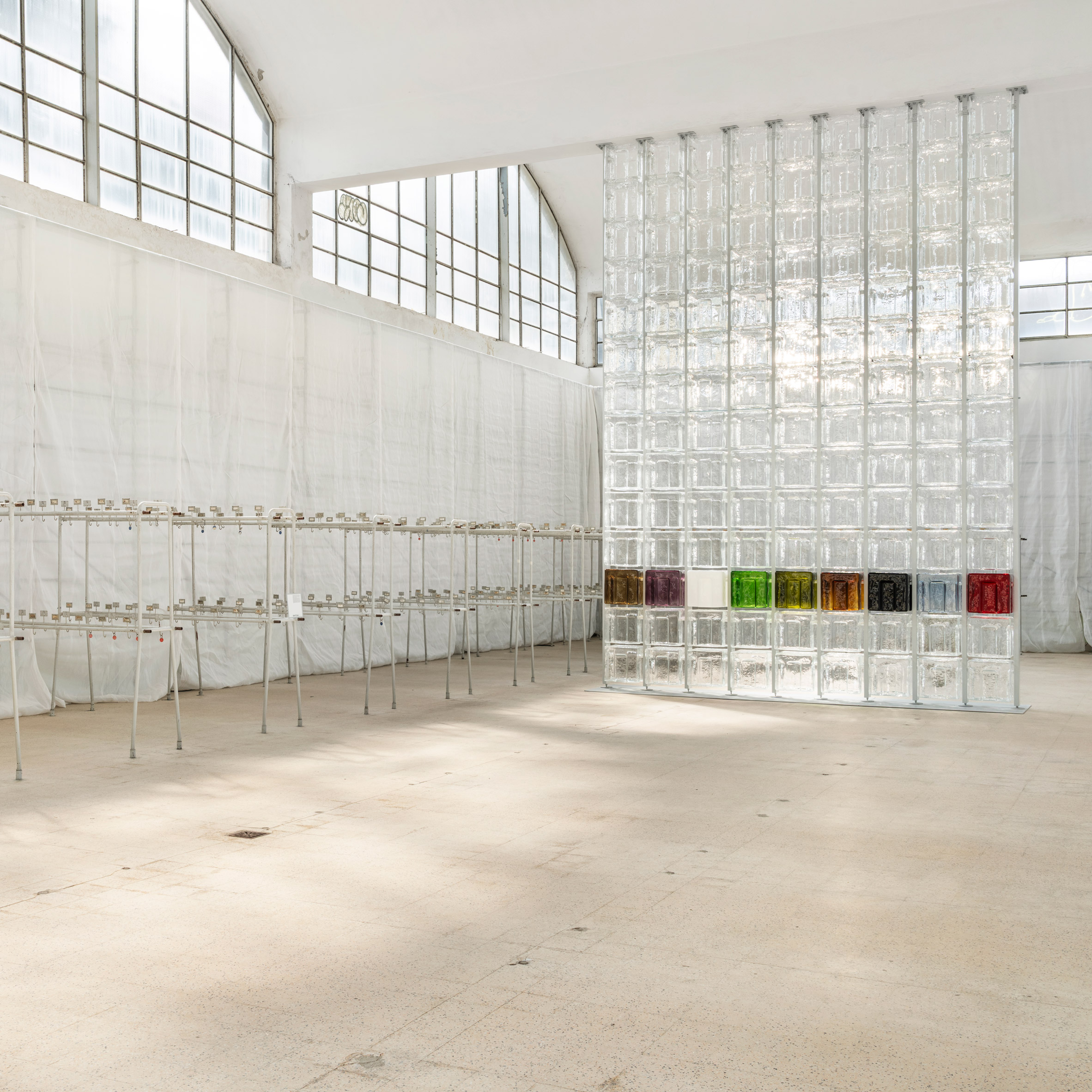 6AM glass cubes