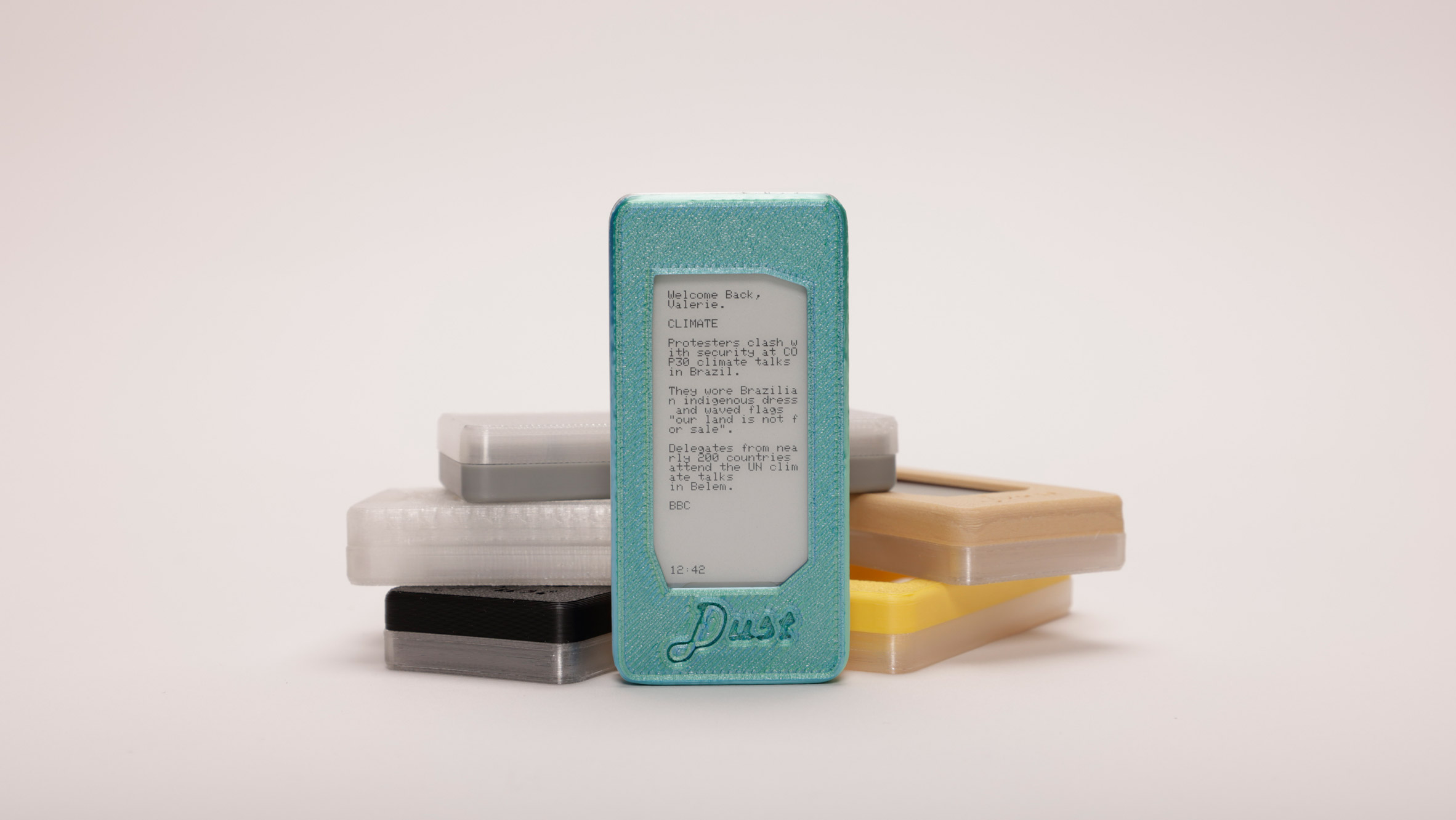 Photo of the Dust Media news device