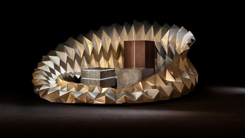 Kitchen system inside folded aluminium installation