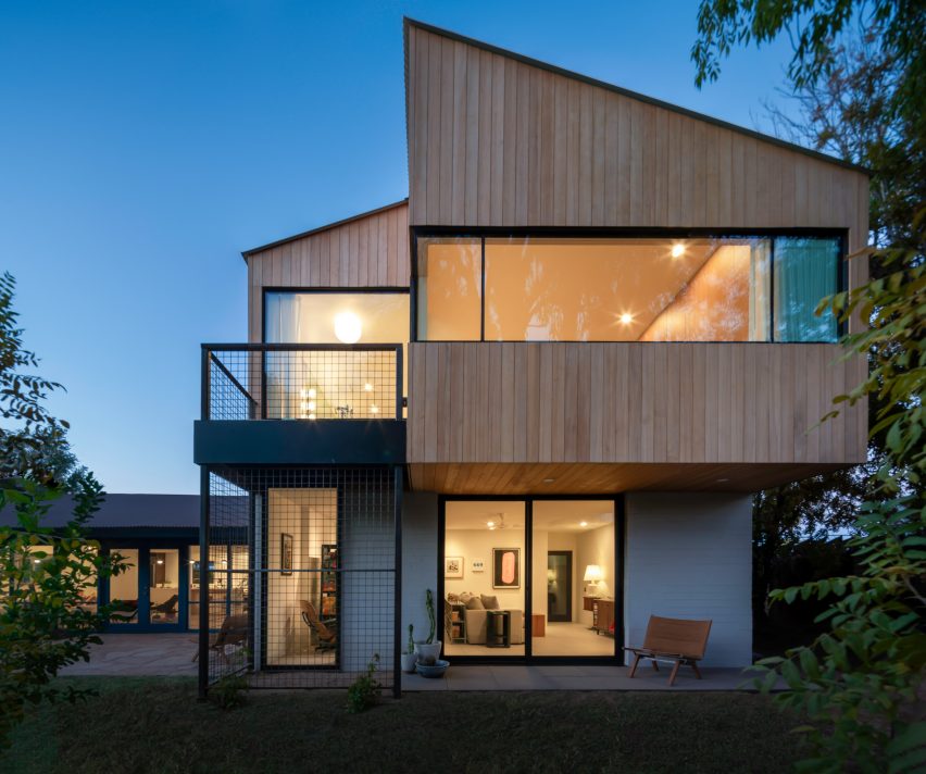Adkins Treehouse in Phoenix by Benjamin Hall Design