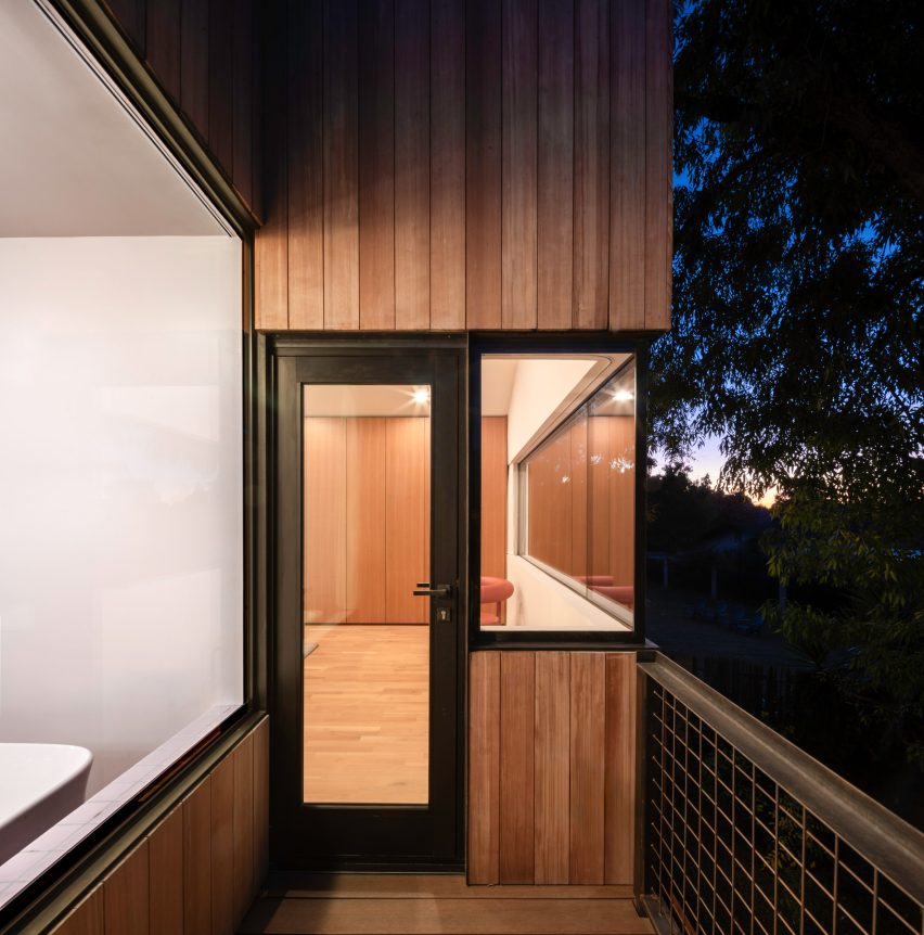 Adkins Treehouse in Phoenix by Benjamin Hall Design
