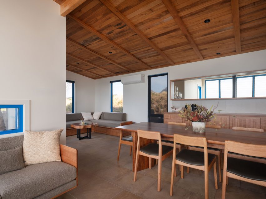 Picnic Island Cabin by Align Architecture & Interiors