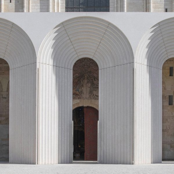 Kengo Kuma Angers cathedral comments update