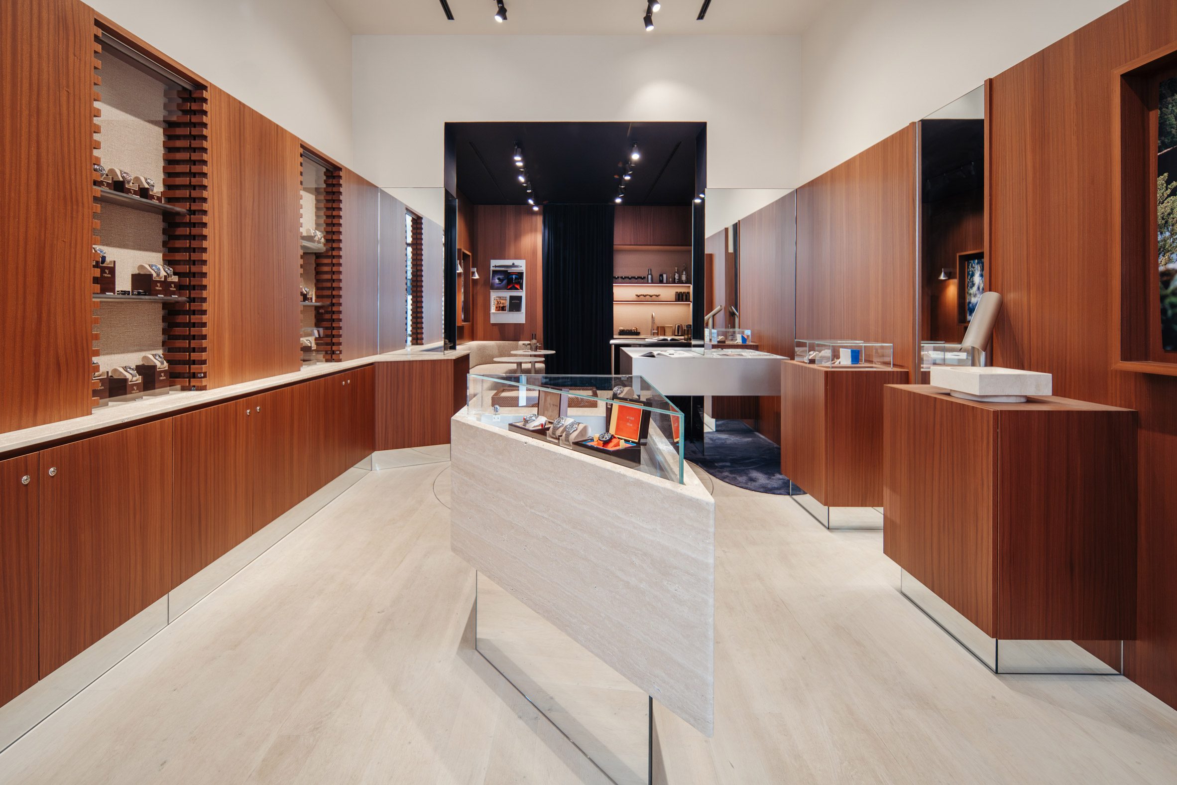 yema flagship boutique